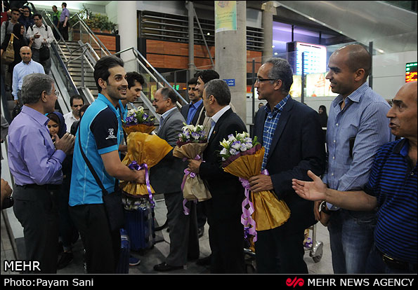 استقبال گرم از تیم ملی والیبال