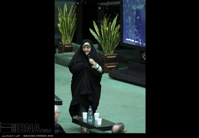 جلسه علنی استیضاح وزیر علوم (عکس)