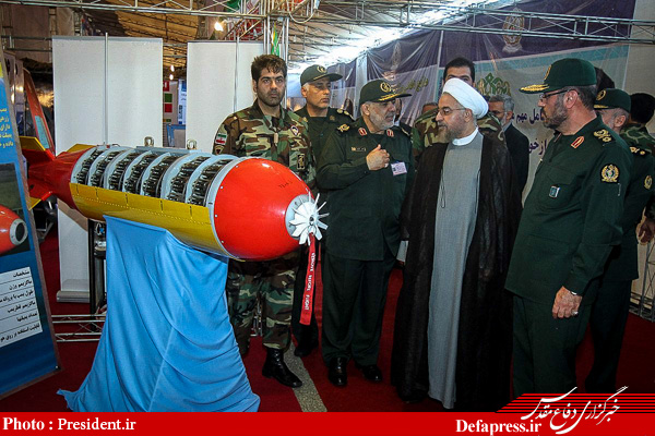بازدید روحانی از نمایشگاه  وزارت دفاع (عکس)