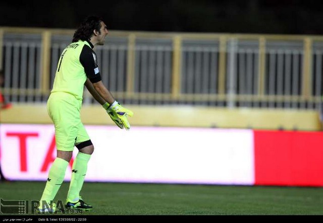 برتری تیم فوتبال استقلال تهران مقابل پیکان (عکس)