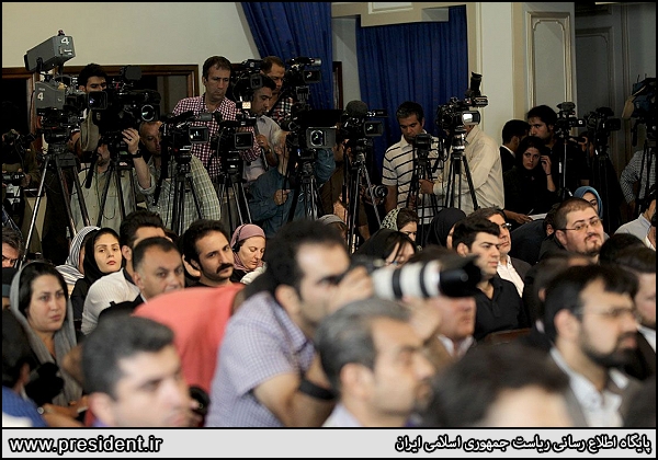 نشست خبری رییس جمهور (عکس)