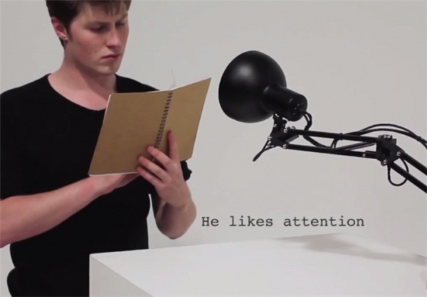 چراغ رومیزی با احساس+تصاویر