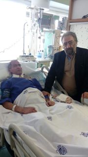 مسعود كيميايي بر بالين قهرمان پرورش اندام (+ عكس) مسعود كيميايي بر بالين قهرمان پرورش اندام (+ عكس)