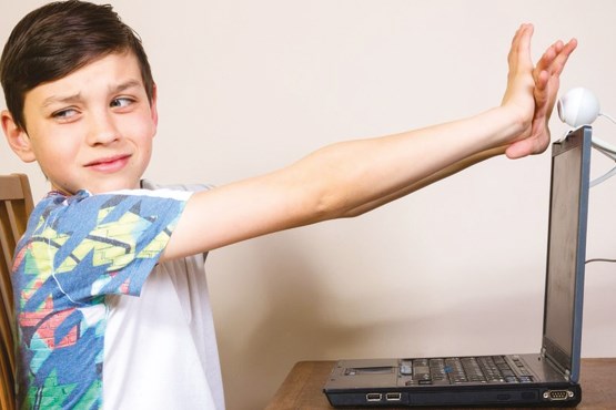 چگونه وبکم رایانه را غیرفعال کنیم؟ چگونه وبکم رایانه را غیرفعال کنیم؟