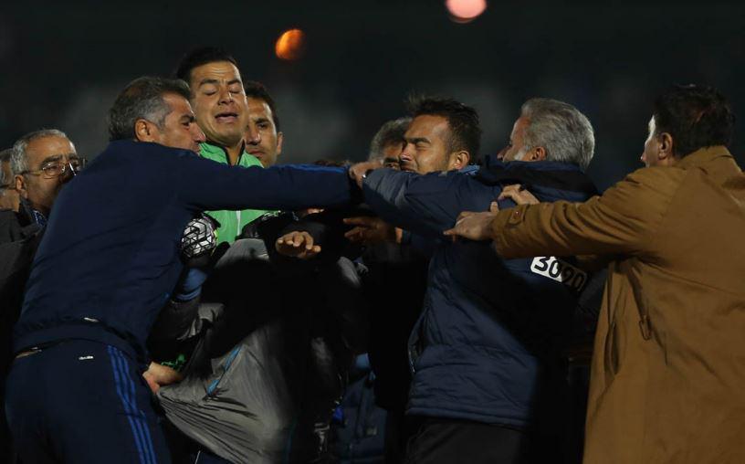 این لیگ باز کُشته ندهد شانس آورده ایم! این لیگ باز کُشته ندهد شانس آورده ایم!