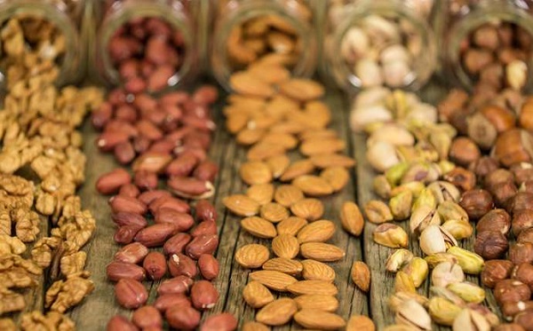 با مغزهای خوراکی به جنگ بیماریها بروید با مغزهای خوراکی به جنگ بیماریها بروید