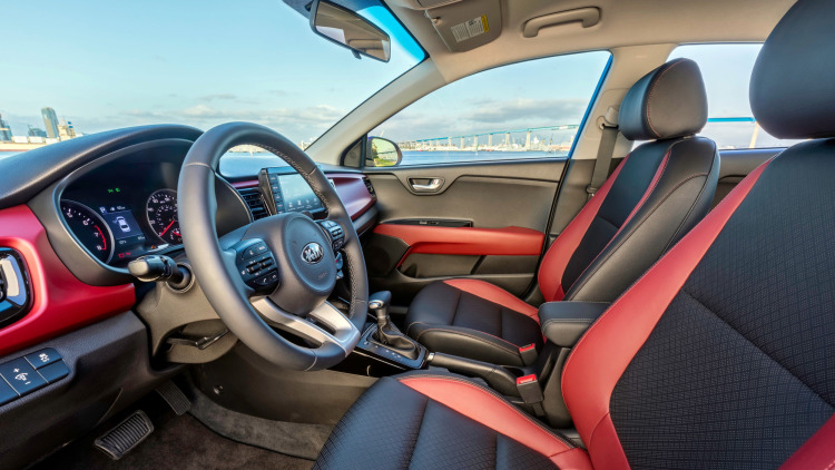 سدان و هاچبکهای کیا ریو در نیویورک سدان و هاچبکهای کیا ریو در نیویورک