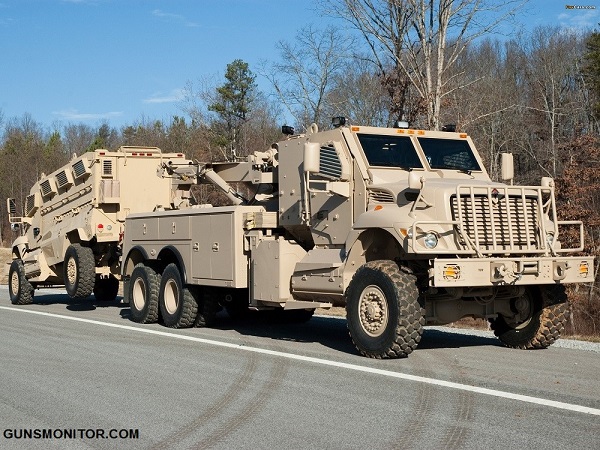 اینترنشنال مکس پرو؛ خودروی اِمرَپ آمریکایی(+عکس) اینترنشنال مکس پرو؛ خودروی اِمرَپ آمریکایی(+عکس)