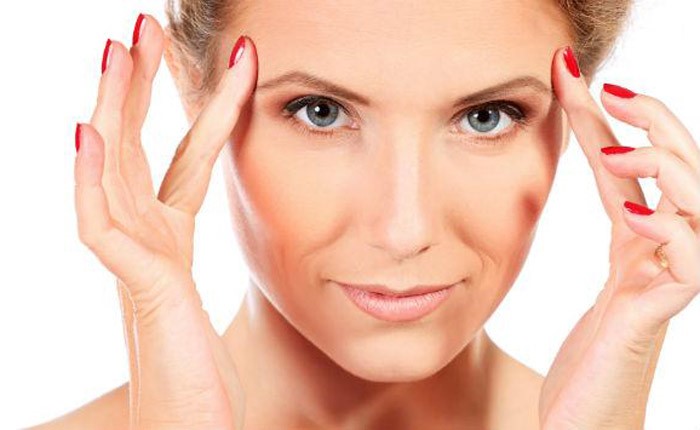 تزریق ژل لب طبیعی در کلینیک پوست و مو رز