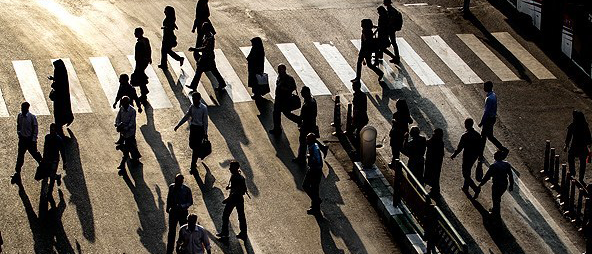 &laquo;بازگشت به مردم&raquo; تنها را عبور از بحران: ببینید اکثریت چه می خواهد؟