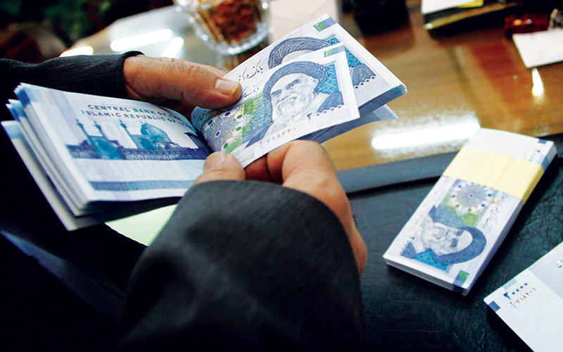 عیدی کارکنان ۱۲۰ هزار تومان اضافه شد عیدی کارکنان ۱۲۰ هزار تومان اضافه شد