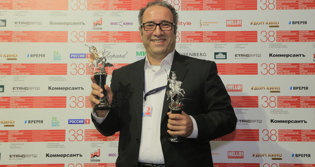 آقا میرکریمی خودتان را گول میزنید یا مردم را؟ آقا میرکریمی خودتان را گول میزنید یا مردم را؟