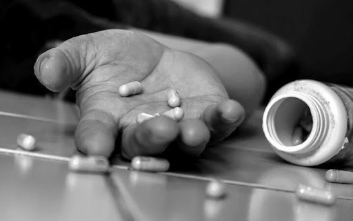 نان، شرمندگی و خودکشی نان، شرمندگی و خودکشی