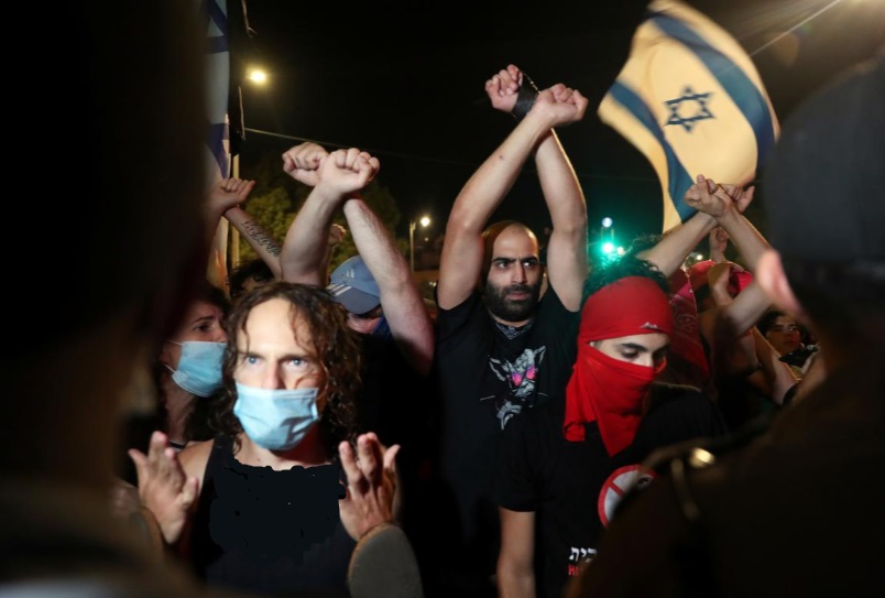 برگزاری دادگاه نتاناهو در میان اوجگیری تظاهرات در اسرائیل (+عکس) تظاهرات اسرائیل