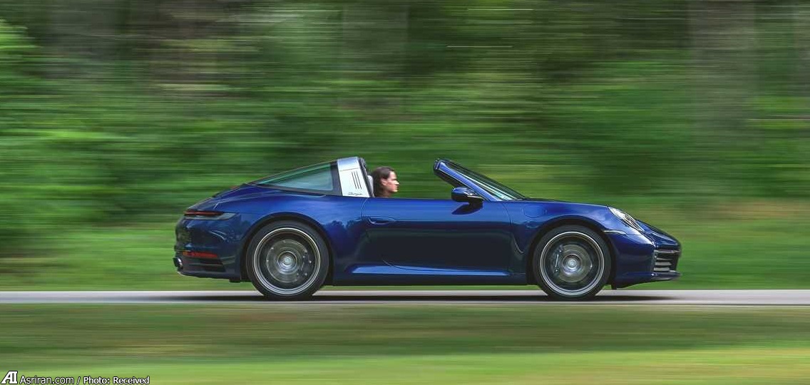 پورشه 911 تارگا 4؛ خودرویی که باتوجه به مکانیسم سقف نامگذاری شده است (+تصاویر)