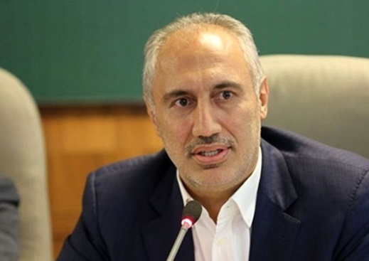 معاون برنامه و بودجه: ایران در سال ۹۹ به طور متوسط روزانه حدود ۷۰۰ هزار بشکه نفت فروخت