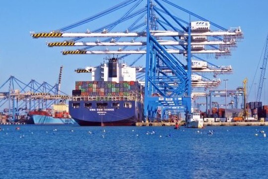 بلومبرگ: رونق کریدور جدید بین ایران و روسیه