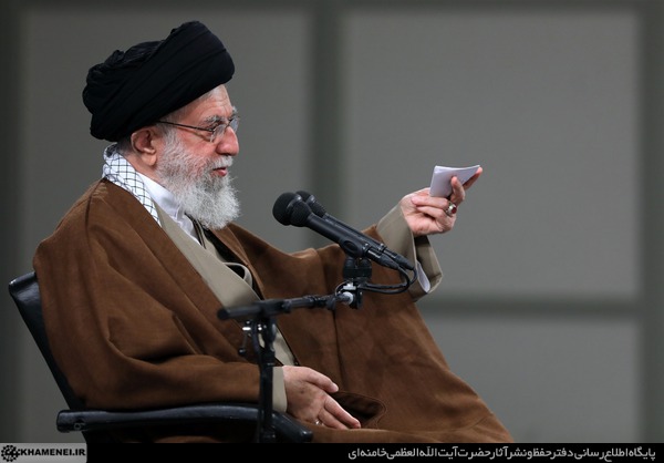 رهبری و خودرو