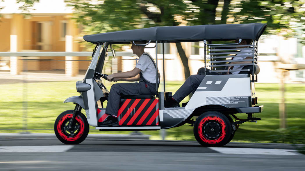 وقتی آئودی برای هندیها سه چرخه می سازد! وقتی آئودی برای هندیها سه چرخه می سازد!