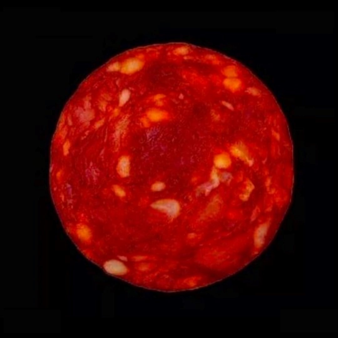 ستاره&zwnj;ای که سوسیس از آب درآمد!