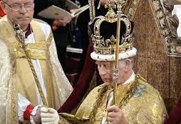 پادشاه بریتانیا؛ مترسک یا صاحباختیار و قدرت فراوان؟ پادشاه بریتانیا؛ مترسک یا صاحباختیار و قدرت فراوان؟