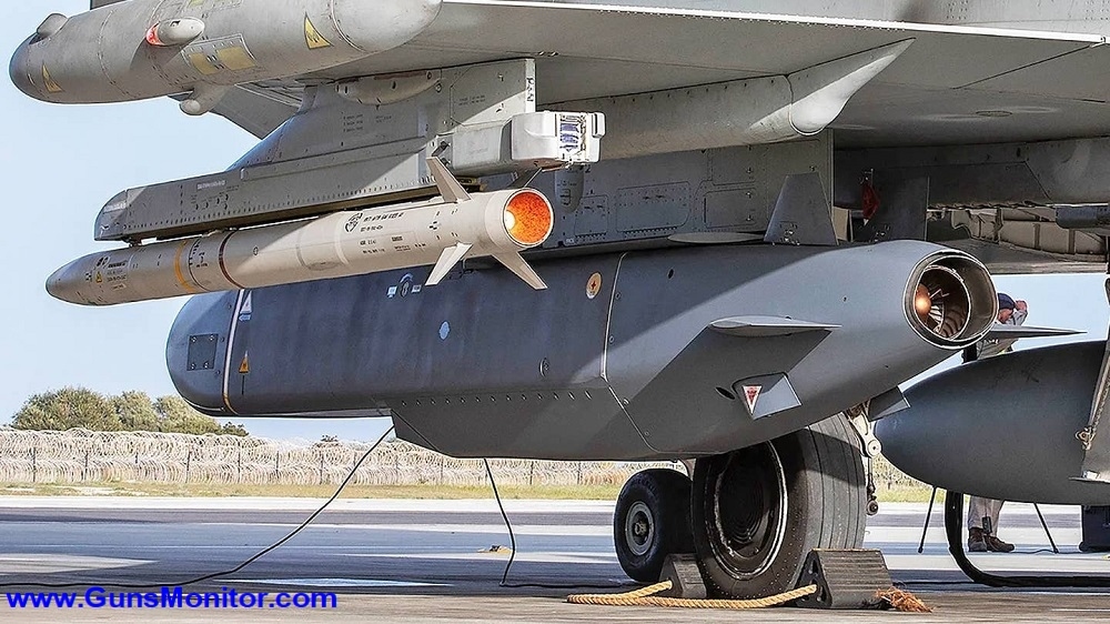 موشک استورم شادو