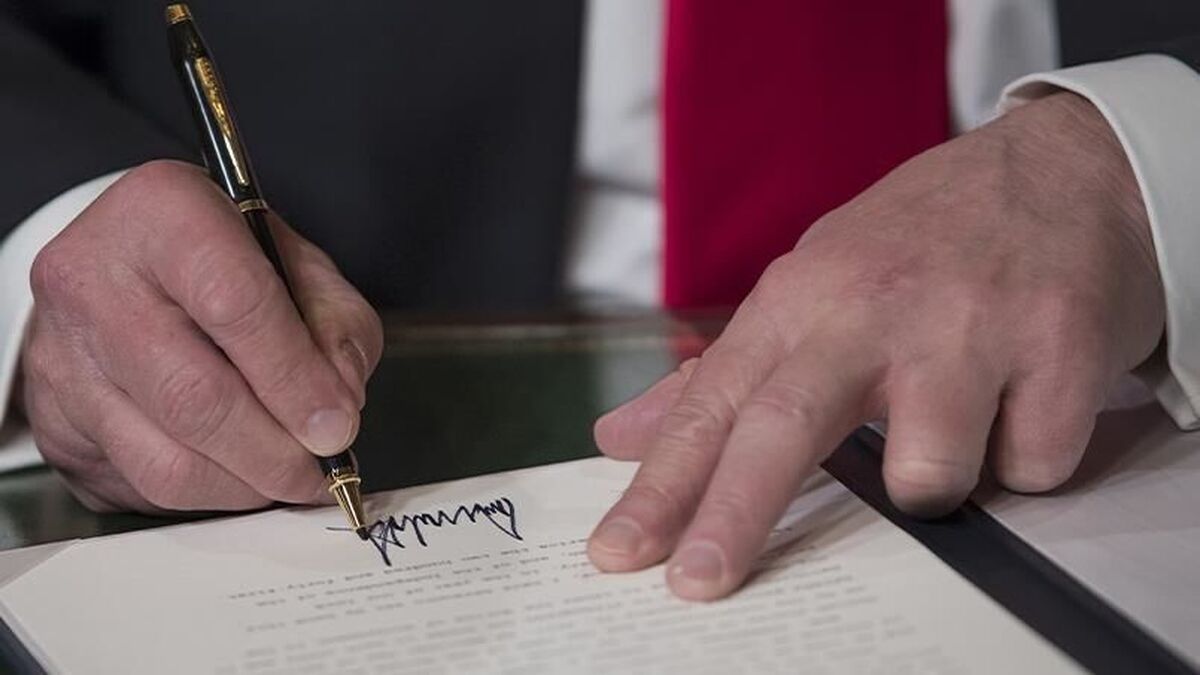 بهمن 1403؛ بازگشت ترامپ و این بار امضای بخش‌نامه فشار حداکثری با دعوت به مذاکره